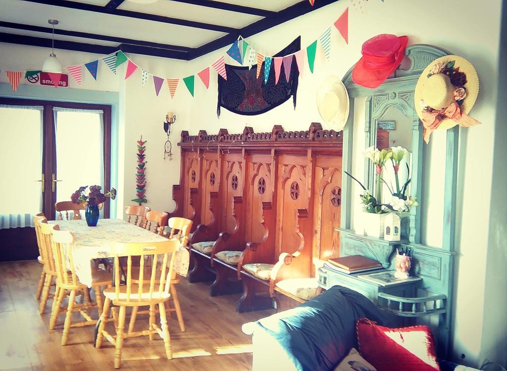 Galway Glamping Hotel Tuam Buitenkant foto