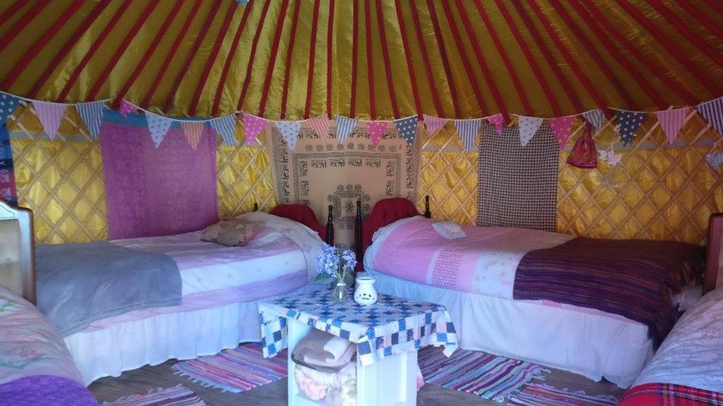 Galway Glamping Hotel Tuam Buitenkant foto