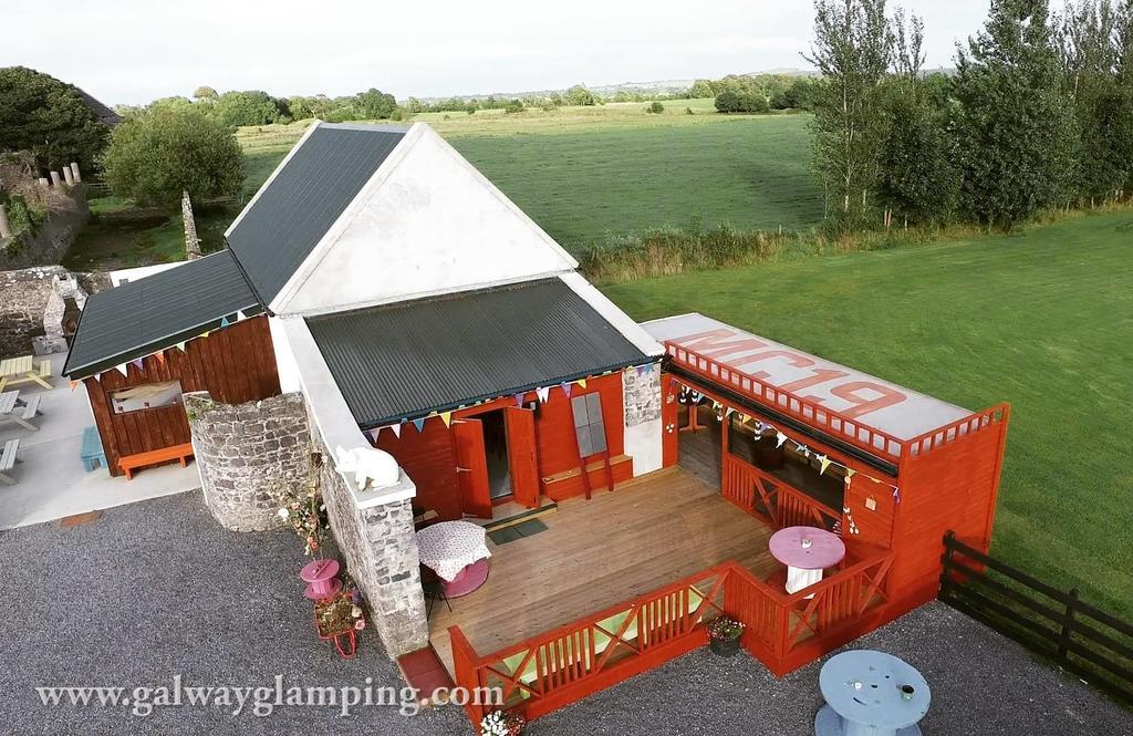 Galway Glamping Hotel Tuam Buitenkant foto