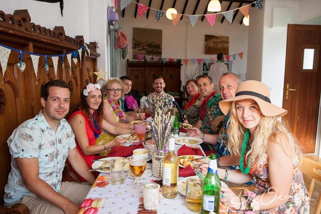 Galway Glamping Hotel Tuam Buitenkant foto