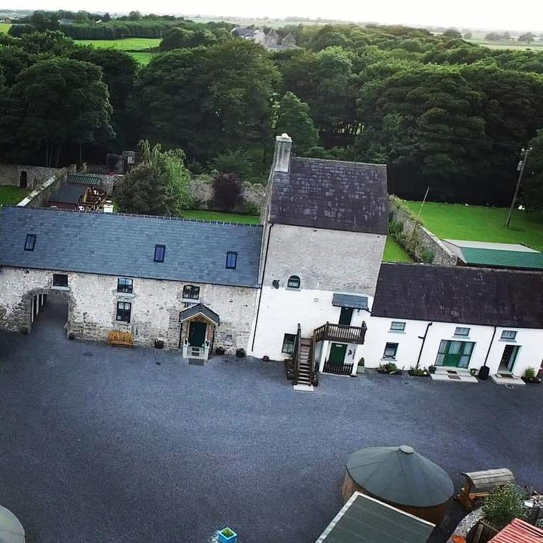 Galway Glamping Hotel Tuam Buitenkant foto